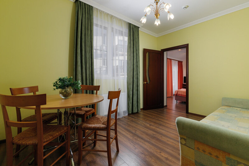 Апартаменты 7-местный