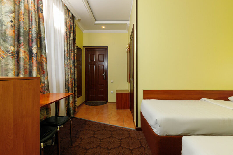 Семейный 5-местный  (с балконом)