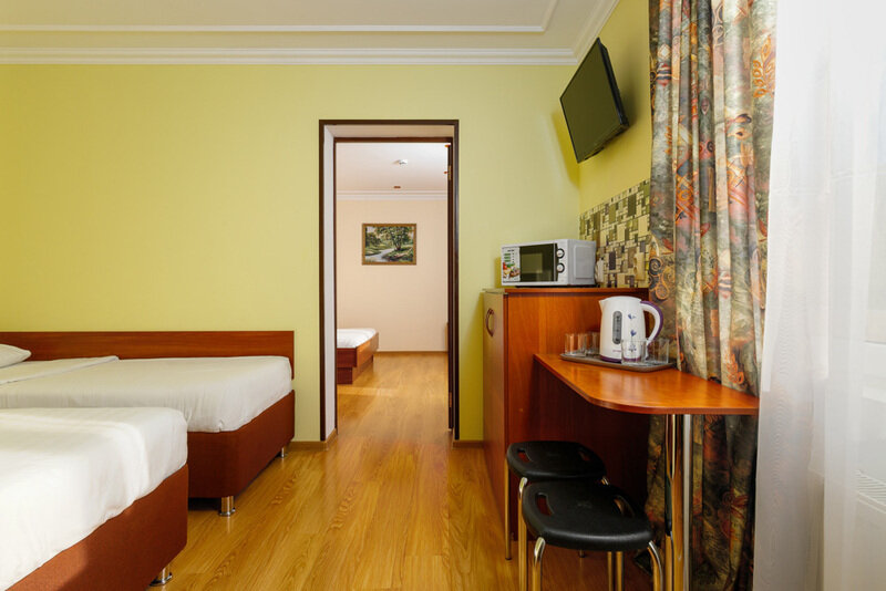 Семейный 5-местный  (с балконом)