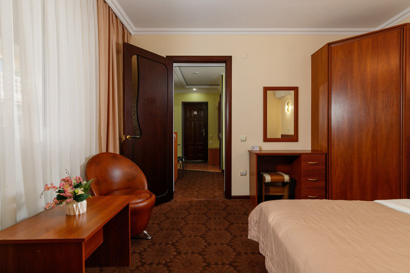 Семейный 5-местный (без балкона, 1 этаж)