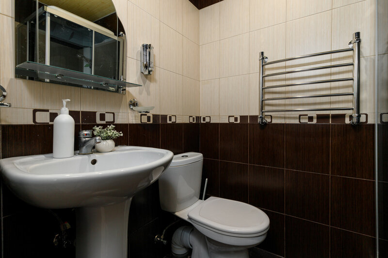 Номер 3-местный (2-спальной кроватью, вид на бассейн)