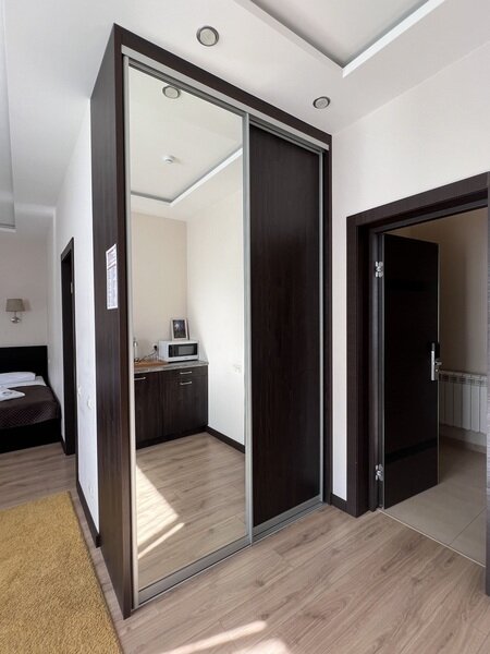 Люкс 4-местный (с видом на горы)