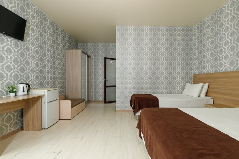 Стандартный 4-местный (DBL, с балконом)