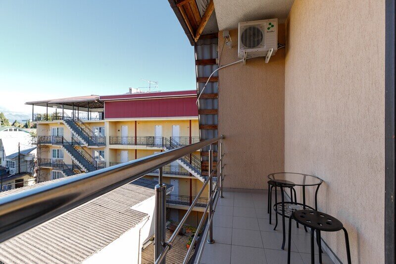 Стандартный 4-местный (с мини-террасой)