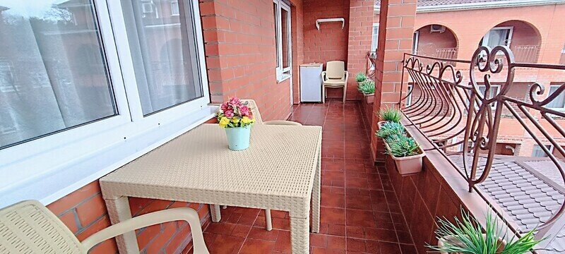 Комфорт 3-местный 2-комнатный (с лоджией)