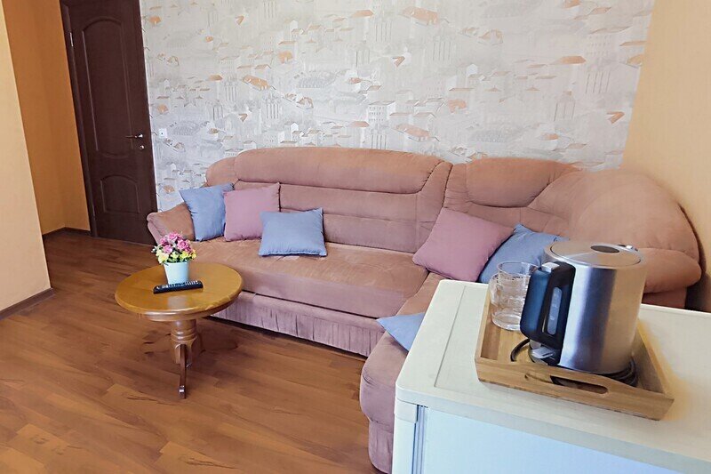 Комфорт 4-местный 2-комнатный (с лоджией)