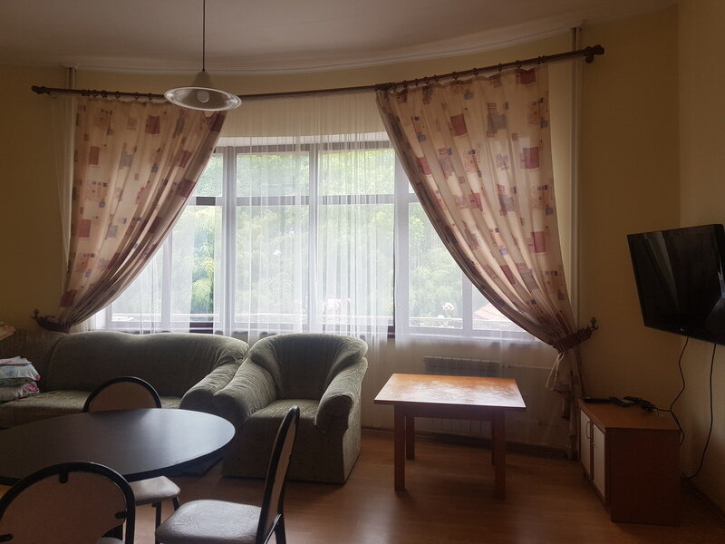 Апартаменты 5-местные 3-комнатные (с 2 спальнями)