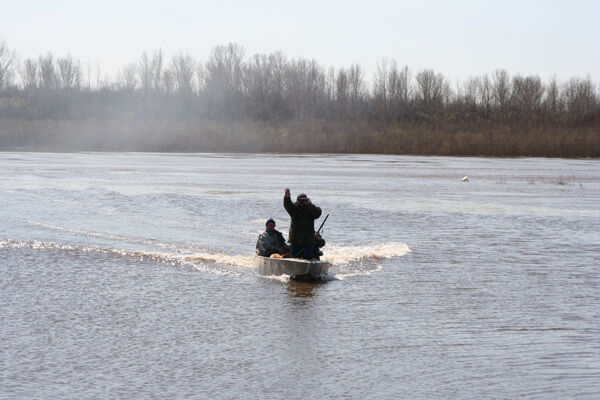Аренда лодки для охоты \ рыбалки