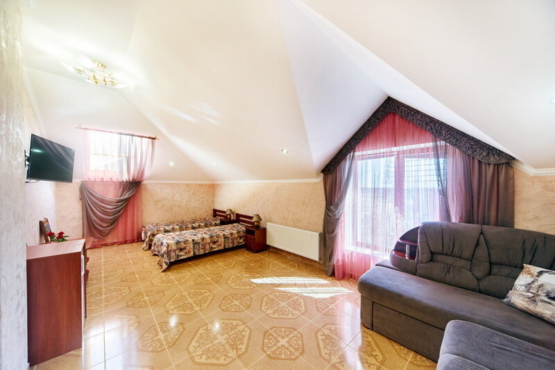 Люкс 4-местный 2-комнатный