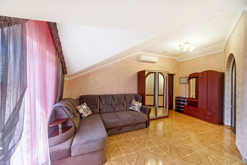 Люкс 4-местный 2-комнатный