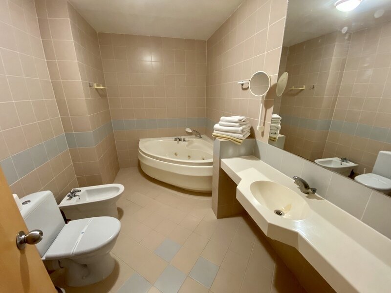 люкс 2-комнатный  (2)