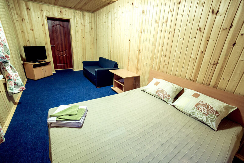 Стандартный 2-местный (корпус 1 или в домике 1-13)