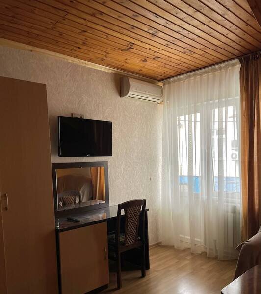 Студио 3-местный