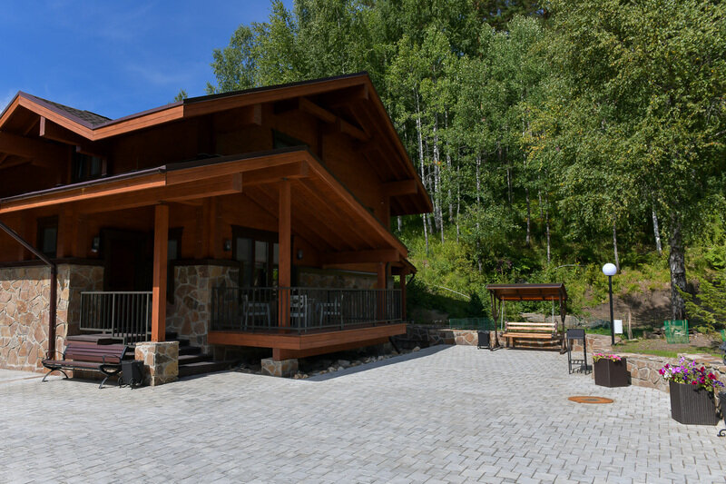 Коттедж Лесной