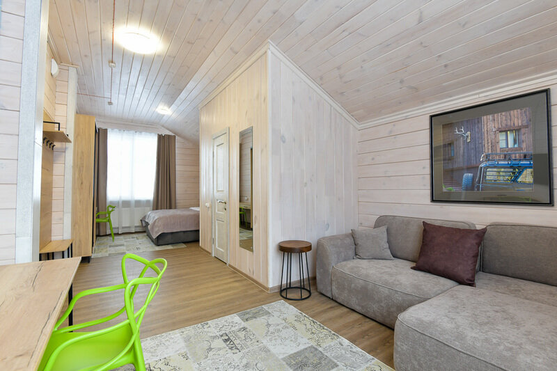 Студия (Горный)