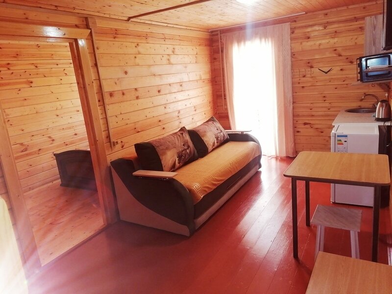 Домик 4-местный (эко-плюс)