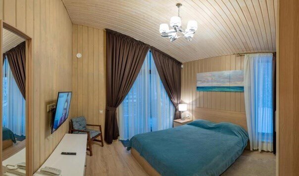 Коттедж 6-местный