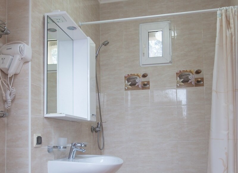 Коттедж 2-местный стандартный плюс (с балконом)