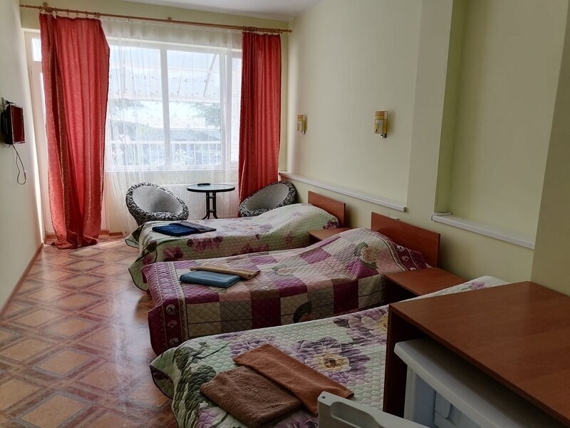 Стандартный-3 3-местный 1-комнатный (3 этаж, корпус 3)