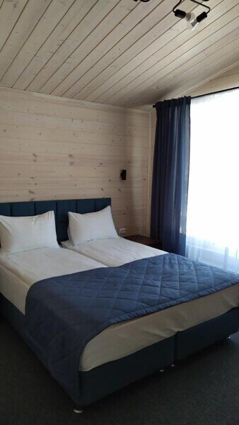 Дом 8-местный 2-этажный