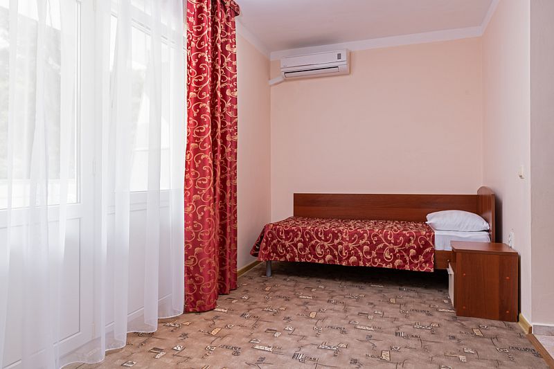 Стандартный 3-местный 1-комнатный (корпуc № 2,3)