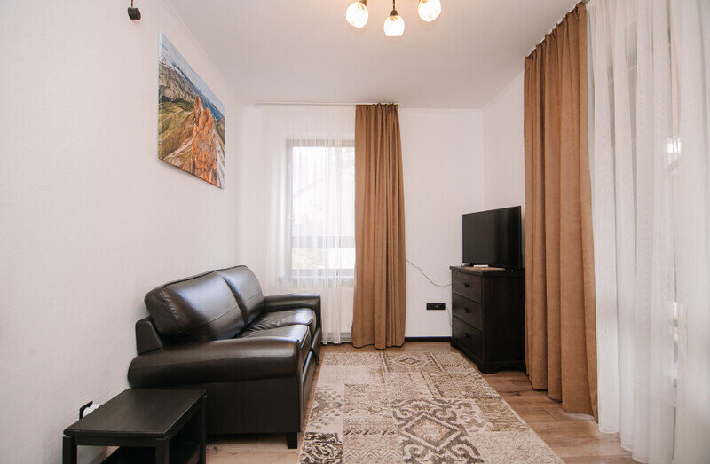 Стандартный 4-местный 2-комнатный (вид на горы)