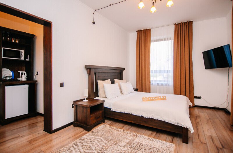 Улучшенный 2-местный (с балконом, вид на горы)