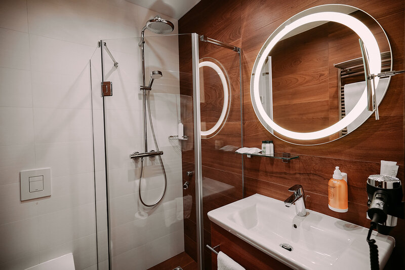 Коттедж 6-местный (с 3 спальнями)