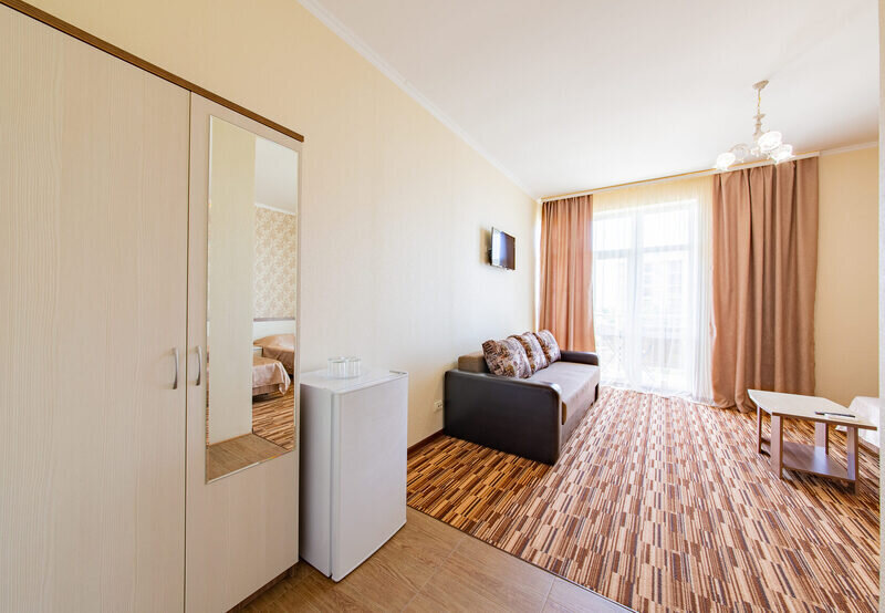 Комфорт 3-местный (с балконом)