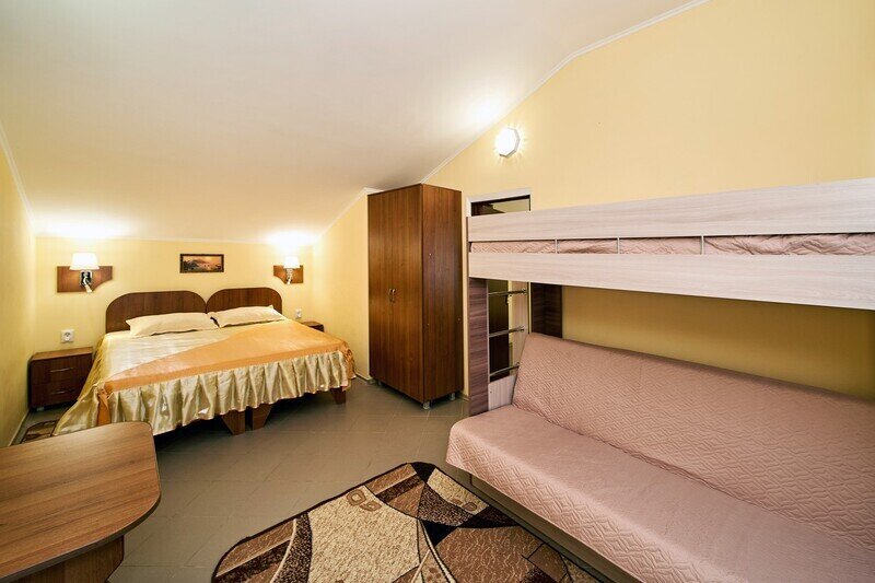 Семейный 4-местный 2-комнатный