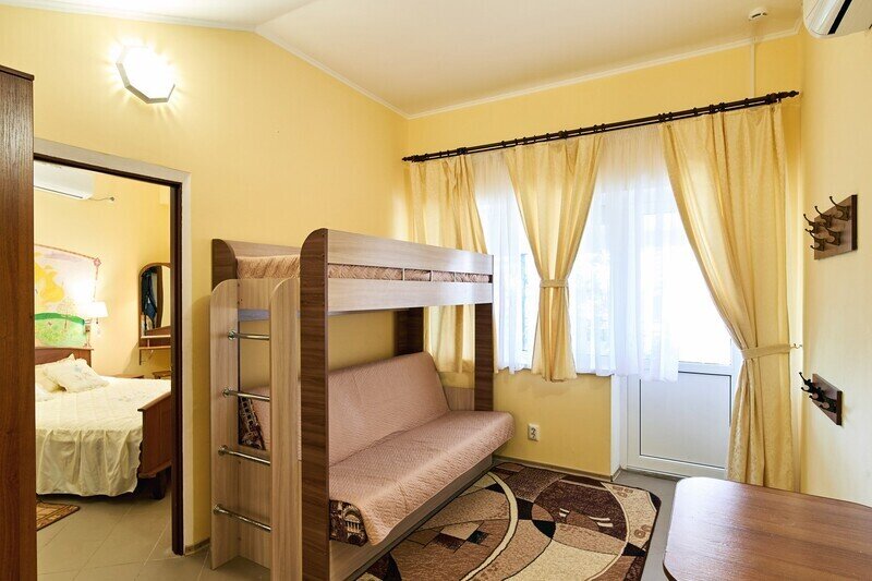 Семейный 4-местный 2-комнатный