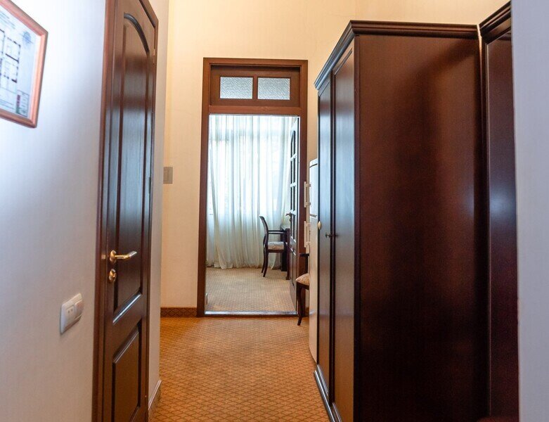 Улучшенный 2-местный (№7,12 корпус Б двуспальная кровать)