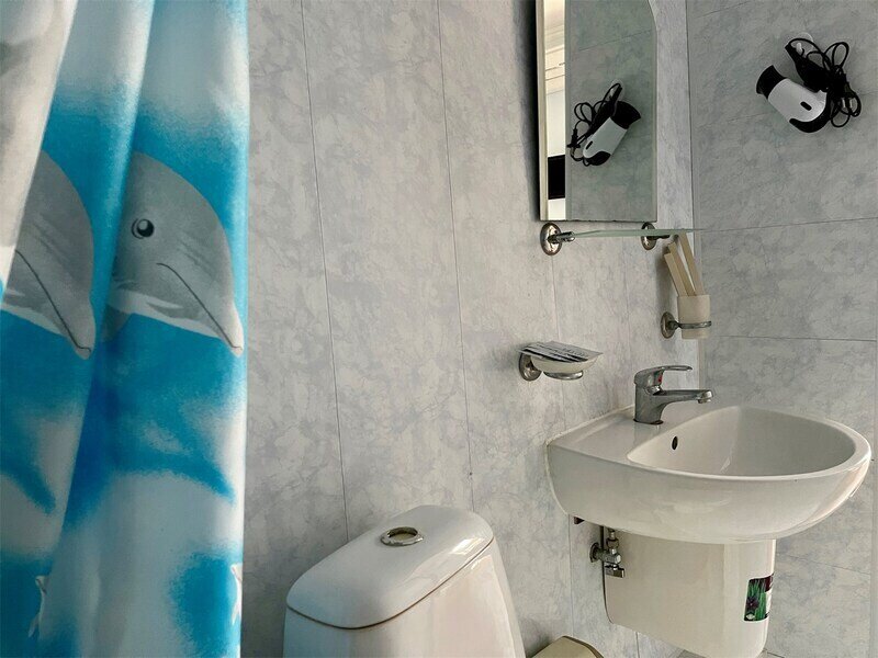 Стандартный 3-местный (с общим балконом)