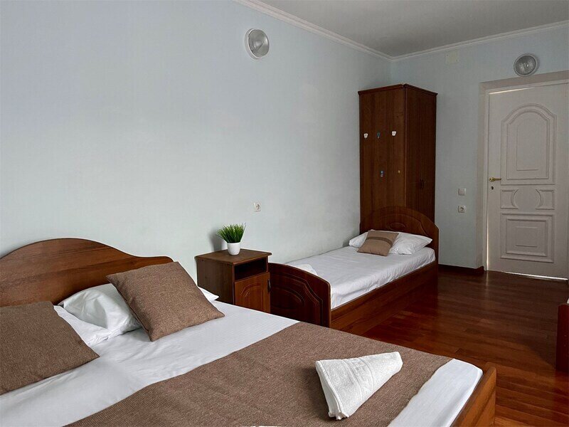 Эконом 3-местный (без кондиционера)