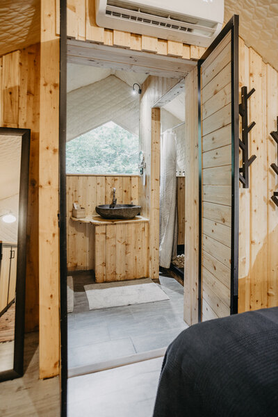 Сюит 2-местный 2-комнатный