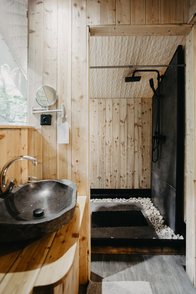 Сюит 2-местный 2-комнатный