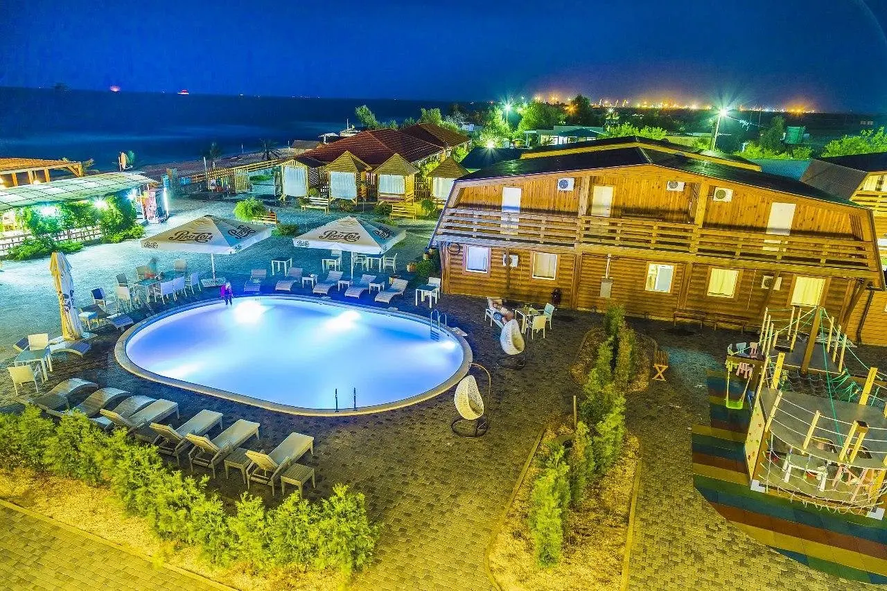 База отдыха FamilySpaResort, Голубицкая, Краснодарский край