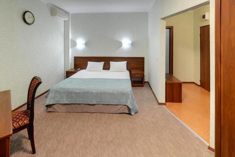 Комфорт 2-местный 1 категории (без балкона)