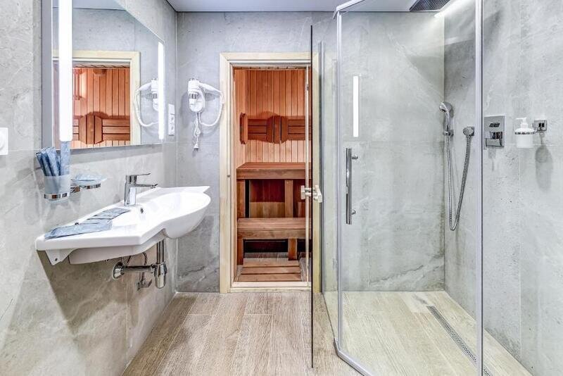 Делюкс 4-местный 1-комнатный (с сауной)