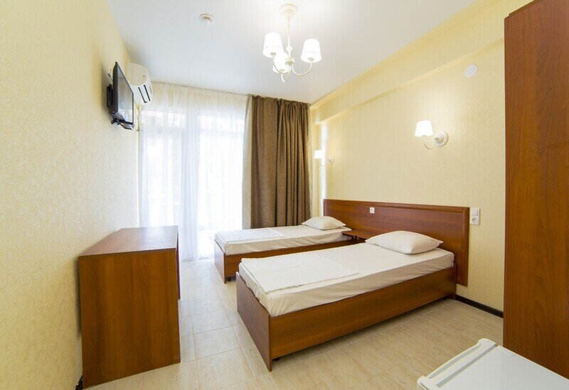 Стандартный 2-местный 1-й категории (с ремонтом, балкон)