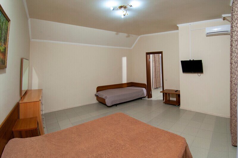 Семейный 5-местный 2-комнатный