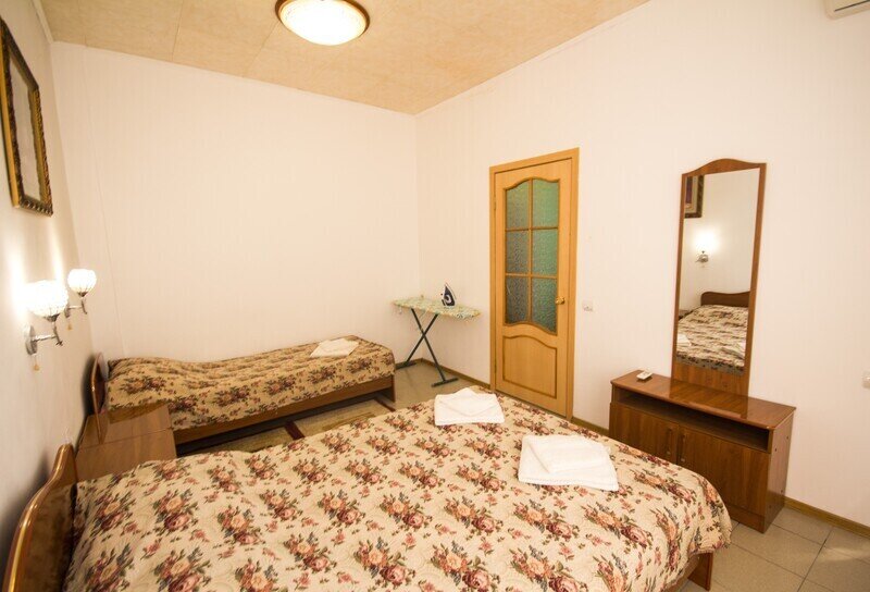 Семейный 3-местный 2-комнатный (№4)