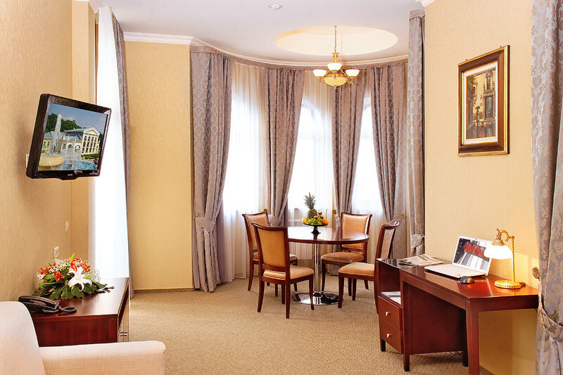 Люкс 2-местный 2-комнатный Suit Classic