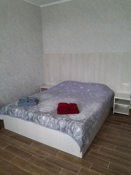 Улучшенный 2-местный 1-комнатный (с балконом)