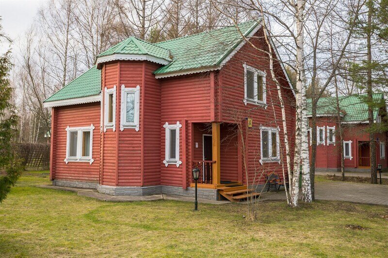 Коттедж 6-местный (с плитой)