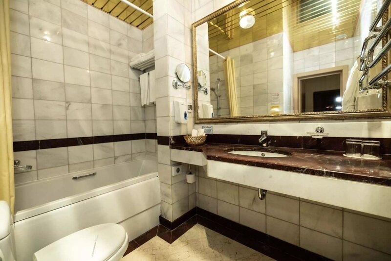 Люкс 3-местный (корпус 6) полный