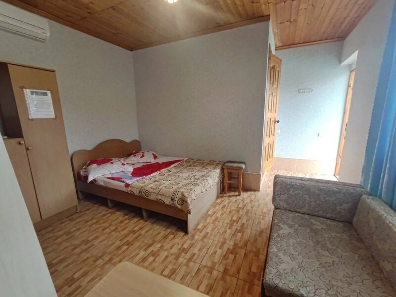 Стандартный 4-местный 1-комнатный