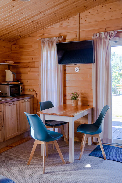 Коттедж 4-местный (У озера)