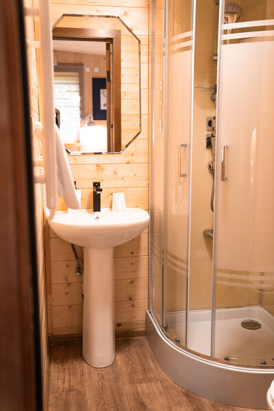 Шале 8-местный (На острове)