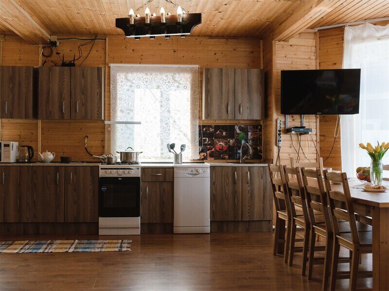 Коттедж 9-местный 4-комнатный (Добрыня Никитич)